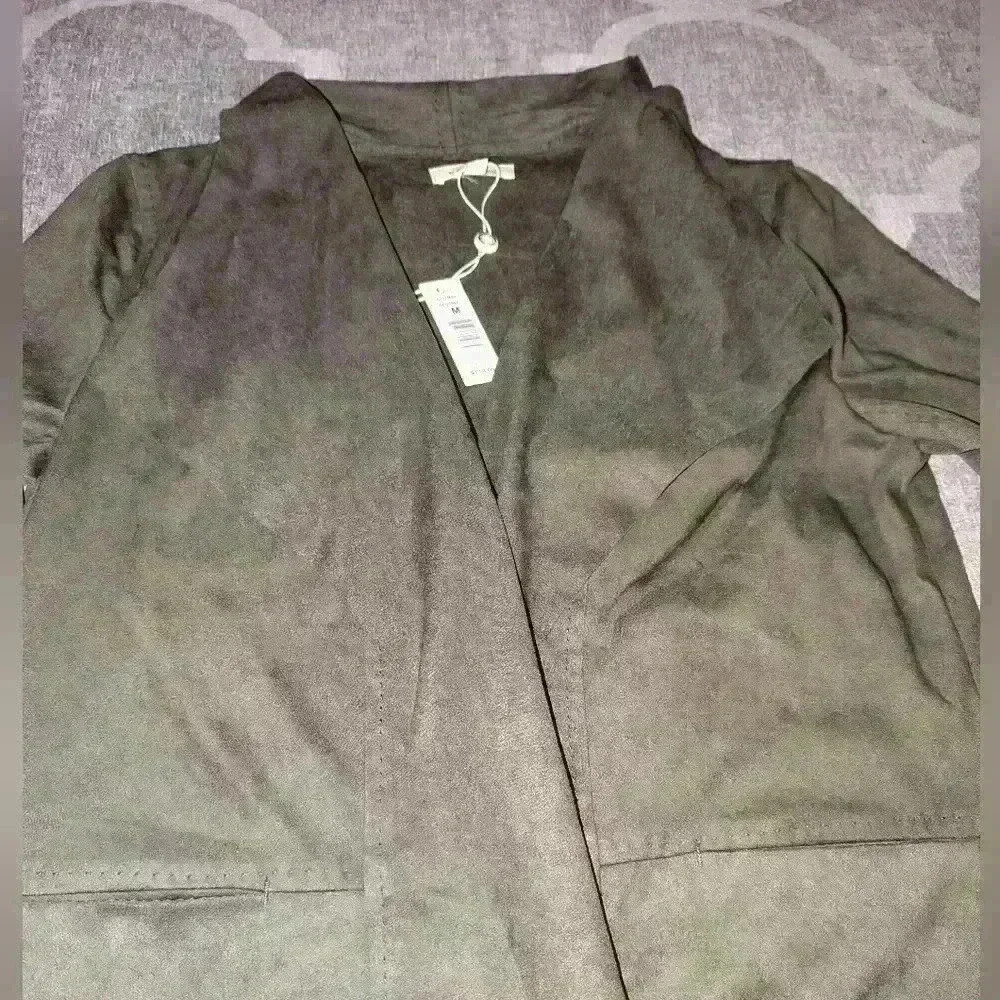Max Studio Olive Green Faux Suede Coat Size M Faux Leather Weather! - Picture 5 of 9